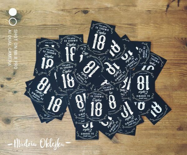 Naklejki okolicznościowe na osiemnastkę Eryka