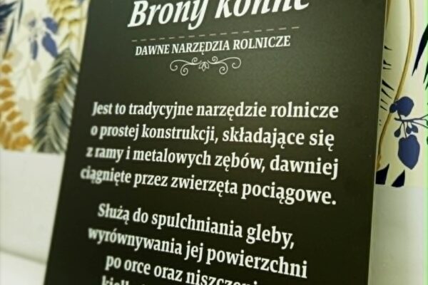 Tablice informacyjne, Agroturystyka „Na Polanie” Krzykawa