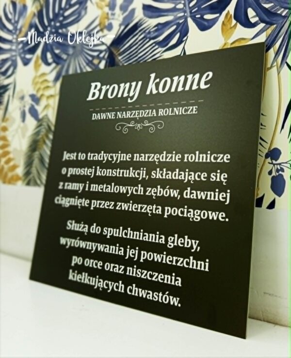 Tablice informacyjne, Agroturystyka „Na Polanie” Krzykawa